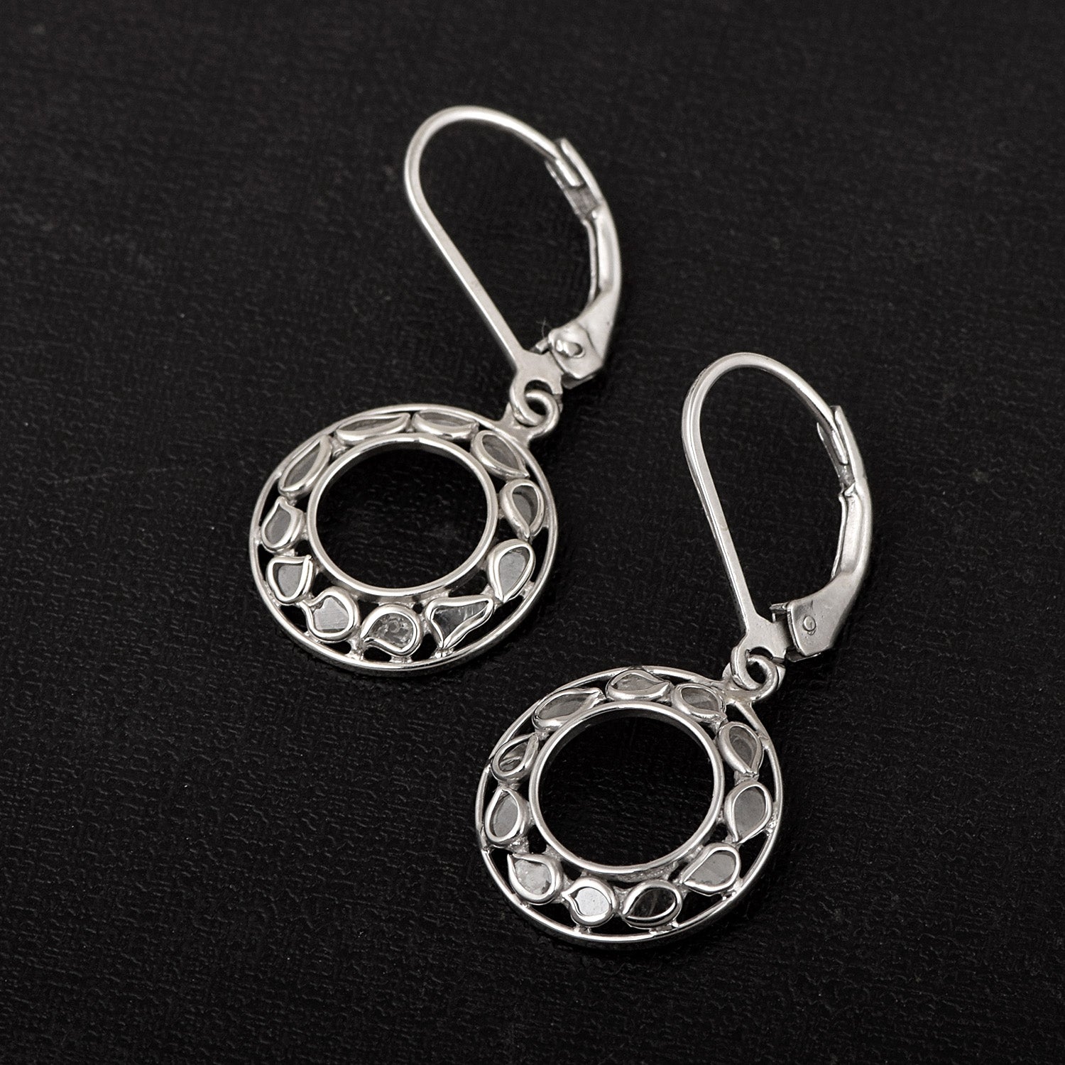 Pendientes con cierre de palanca de diamantes naturales Polki de 0,25 ct