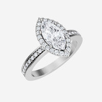 Anillo elegante con forma de marquesa y horizonte