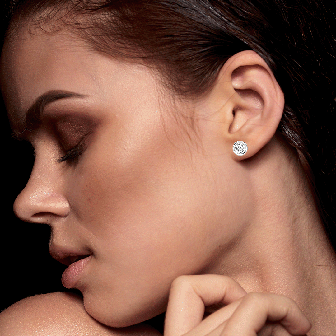 IGI 1.00ct Lab Grown Diamond Bezel Set Stud Earring