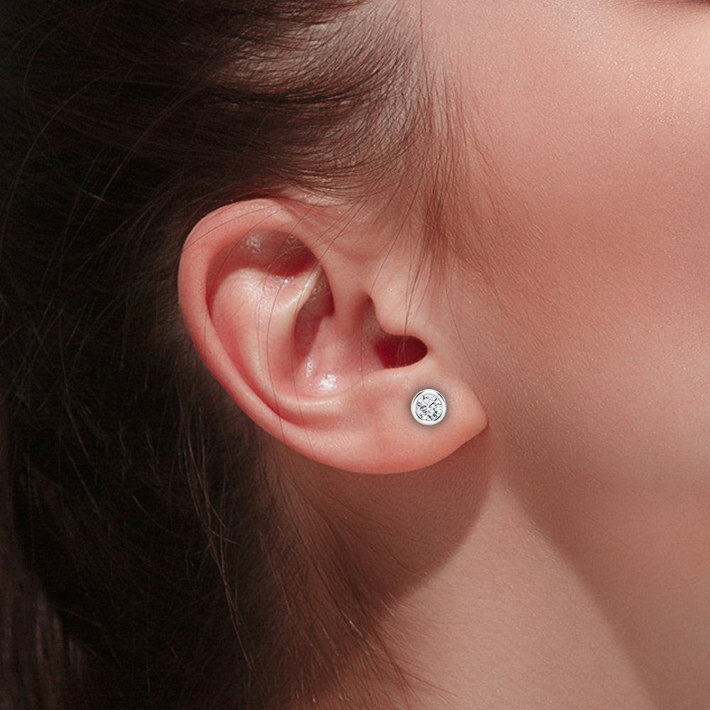 Pendientes con bisel de diamantes cultivados en laboratorio de 0,50 ct