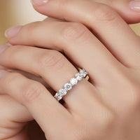 Anillo de eternidad con diamantes cultivados en laboratorio (1-2 ct)