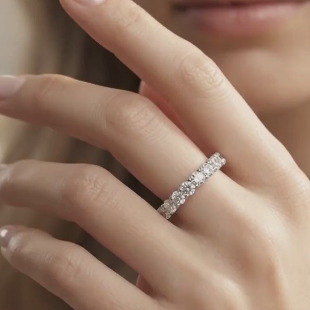 Alianza de diamantes de laboratorio IGI (1 ct-2 ct)